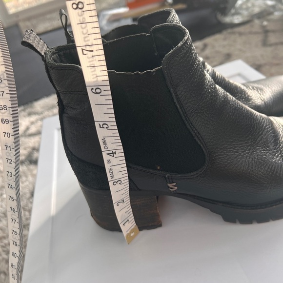 Bullboxer Morgan bootie black size 9.5-10. (40) - Picture 3 of 13